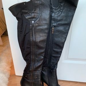 Sexy black above the knee heeled boots sz 8